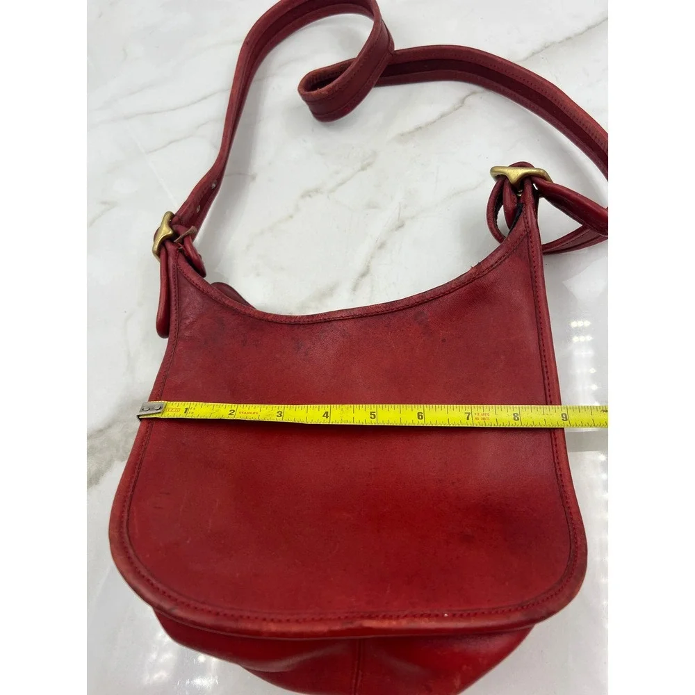 Vintage Coach 9950 Janice Legacy Shoulder Bag Red Leather